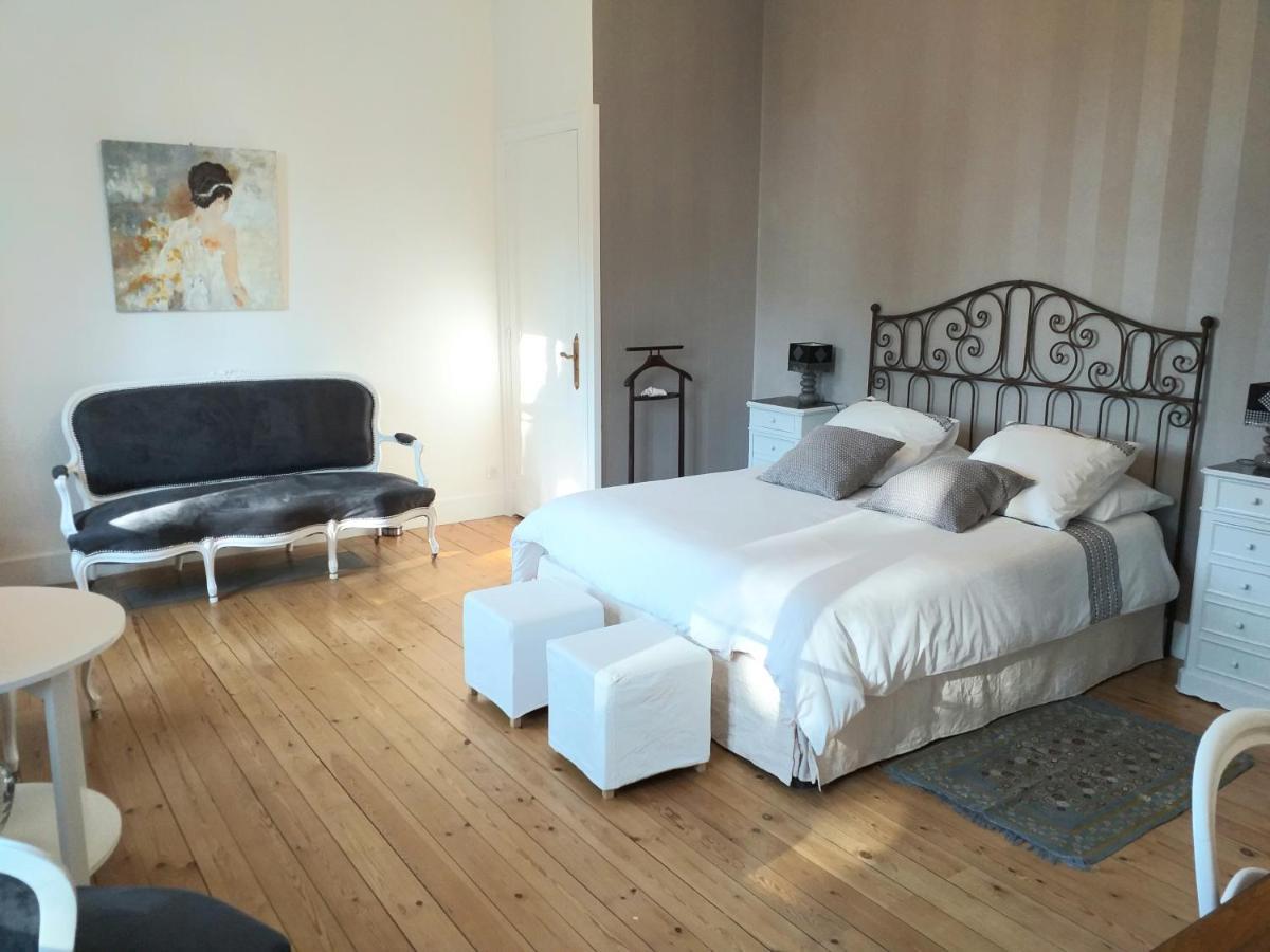 Domaine Berenguer Bed & Breakfast Ouches Екстериор снимка